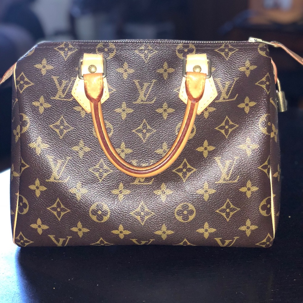 Louis Vuitton Speedy 25